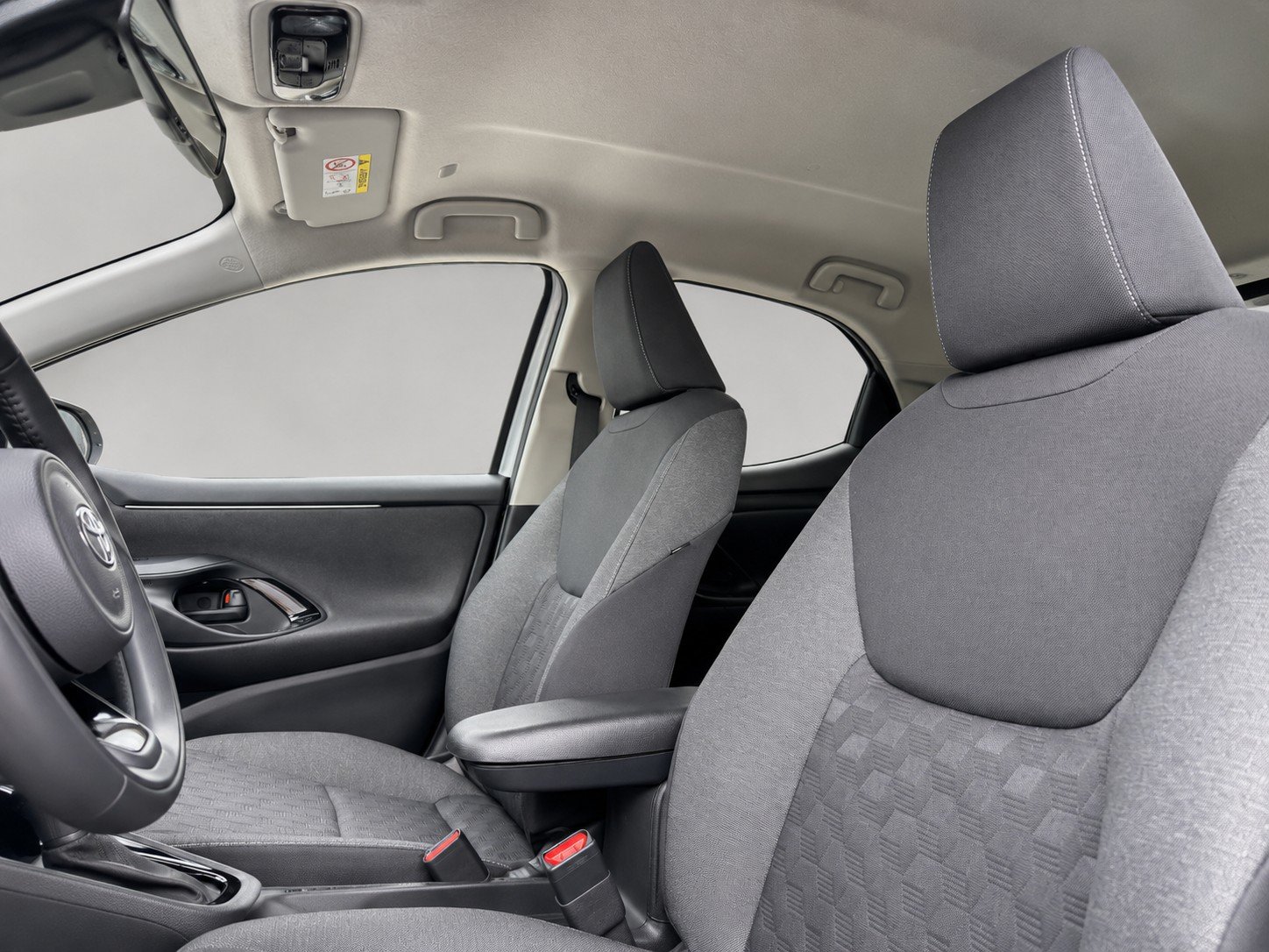 TOYOTA Yaris 1.5 Comfort e-CVT VVTi-HSD SPORT, Hybride Intégral Essence/Électricité, Voiture nouvelle, Automatique - 5