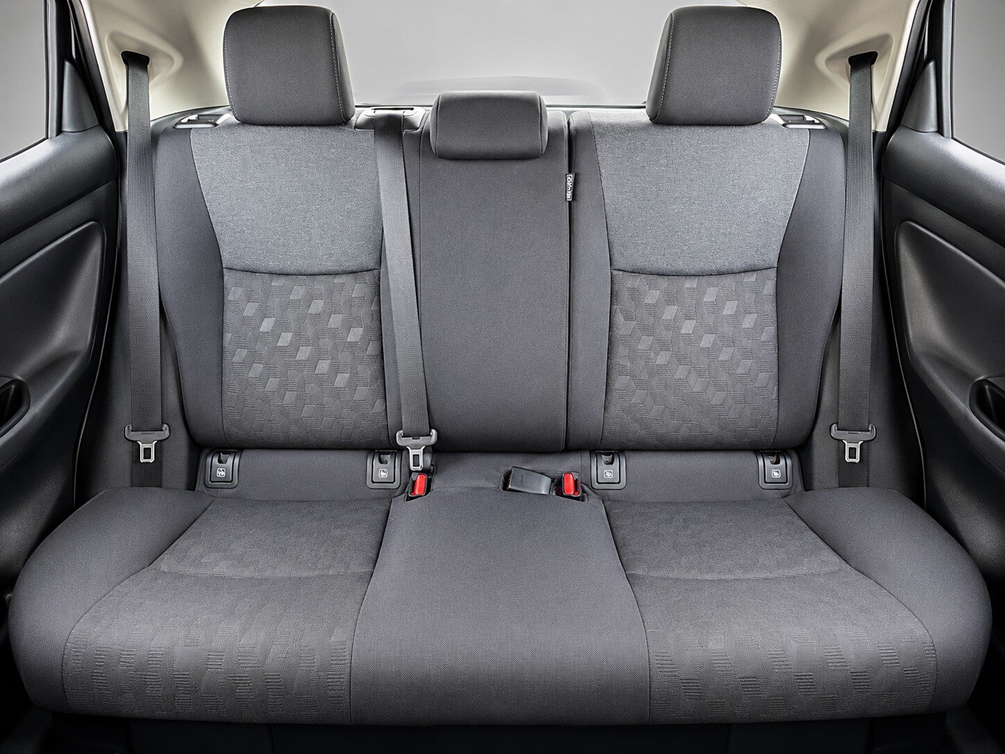 TOYOTA Yaris 1.5 Comfort e-CVT VVTi-HSD SPORT, Hybride Intégral Essence/Électricité, Voiture nouvelle, Automatique - 7
