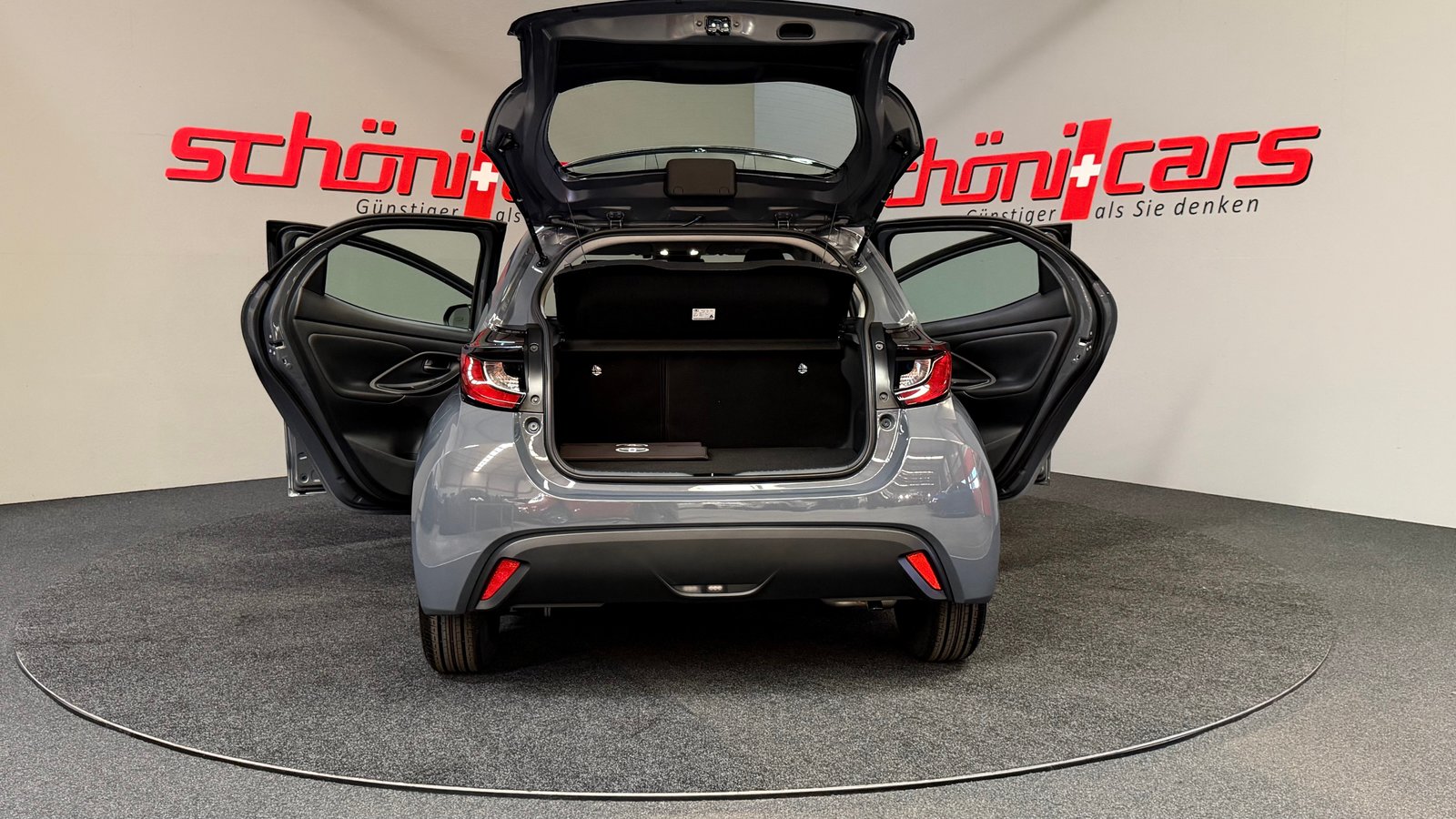 TOYOTA NEW Yaris 1.5 Comfort e-CVT, Hybride Integrale Benzina/Elettrica, Auto nuove, Automatico - 6
