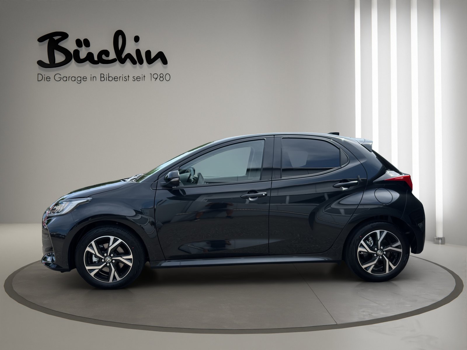 TOYOTA Yaris 1.5 Trend e-CVT, Hybride Intégral Essence/Électricité, Voiture nouvelle, Automatique - 4