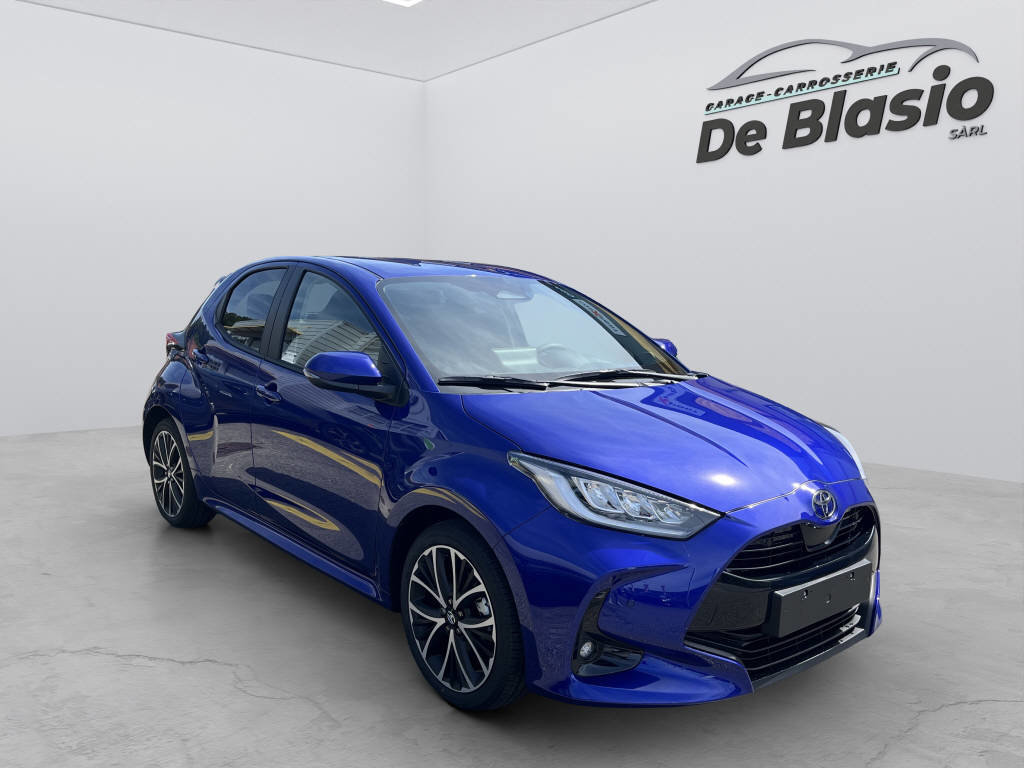 TOYOTA Yaris 1.5 VVT-i HSD Trend