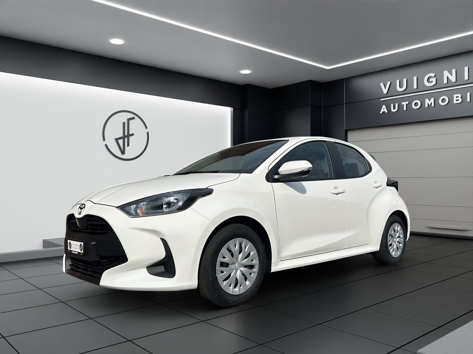 TOYOTA Yaris 1.5 Comfort e-CVT