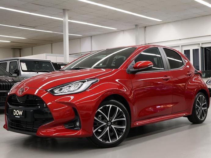 TOYOTA Yaris 1.5 VVT-i HSD Teamplayer, Hybride Intégral Essence/Électricité, Voiture nouvelle, Automatique