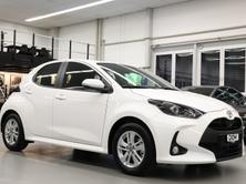 TOYOTA Yaris 1.5 Active Drive e-CVT, Full-Hybrid Petrol/Electric, New car, Automatic - 2