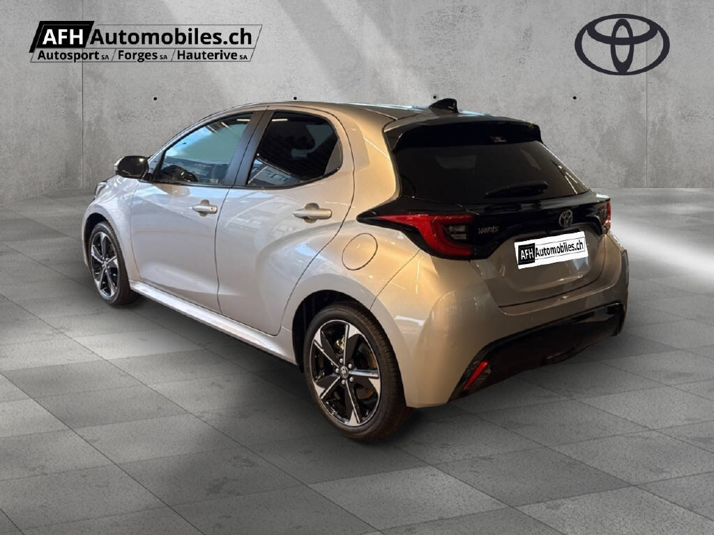 TOYOTA Yaris 1.5 VVT-i HSD Premium, Hybride Intégral Essence/Électricité, Voiture nouvelle, Automatique - 3