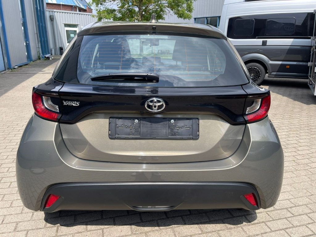 TOYOTA 1.5 Comfort, Benzina, Occasioni / Usate, Manuale - 5