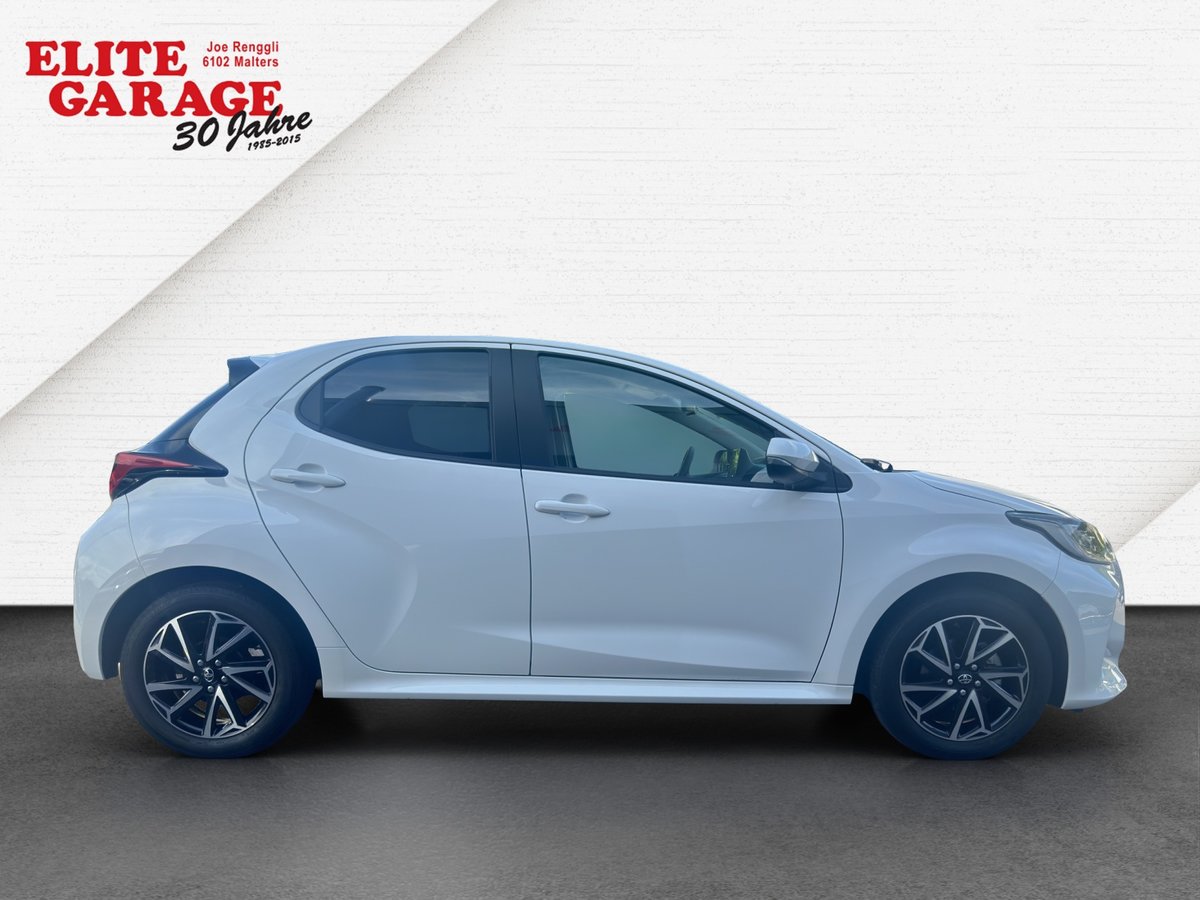 TOYOTA Yaris 1.5 Trend CVT, Benzin, Occasion / Gebraucht, Automatik - 3