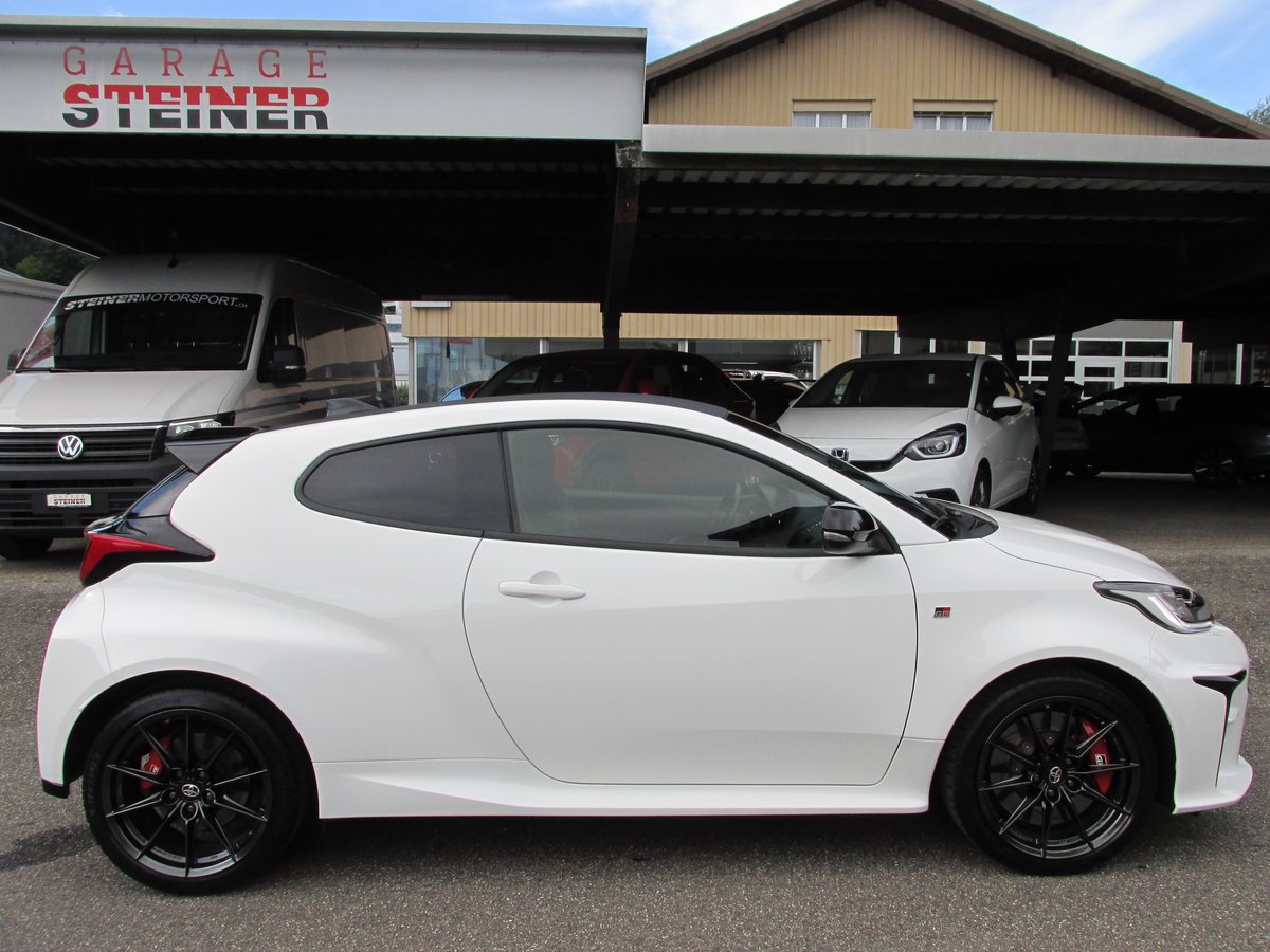 TOYOTA Yaris 1.6 GR Sport, Benzin, Occasion / Gebraucht, Handschaltung - 4