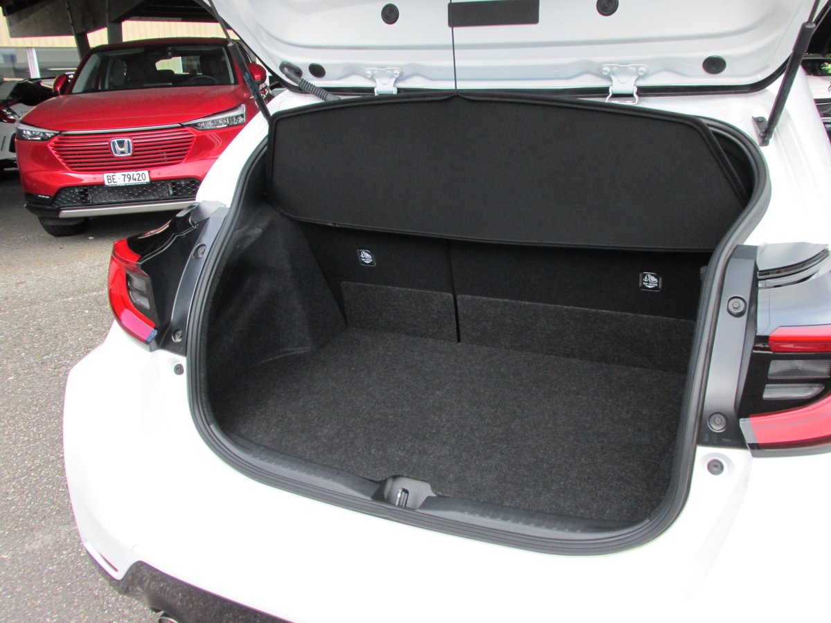 TOYOTA Yaris 1.6 GR Sport, Benzin, Occasion / Gebraucht, Handschaltung - 7
