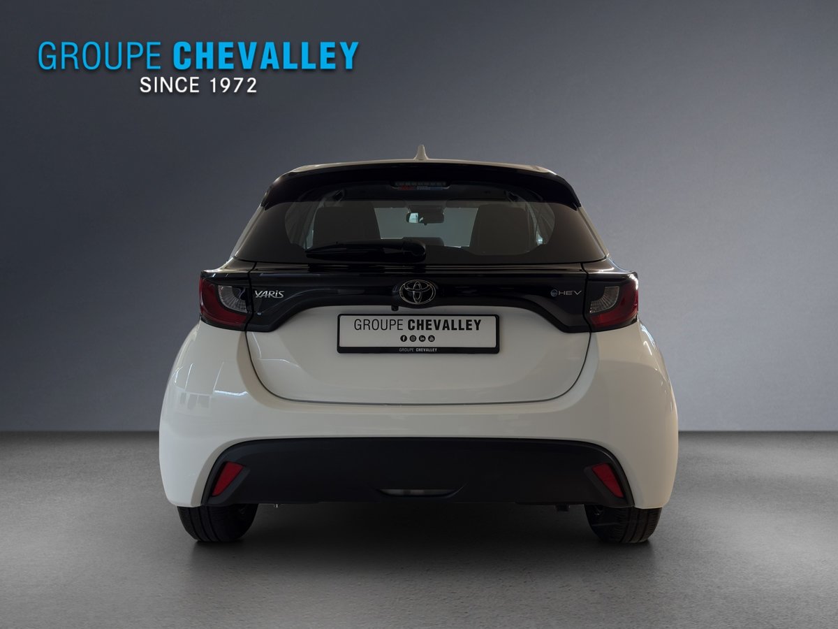 TOYOTA Yaris 1.5 Comfort e-CVT, Full-Hybrid Petrol/Electric, Second hand / Used, Automatic - 5