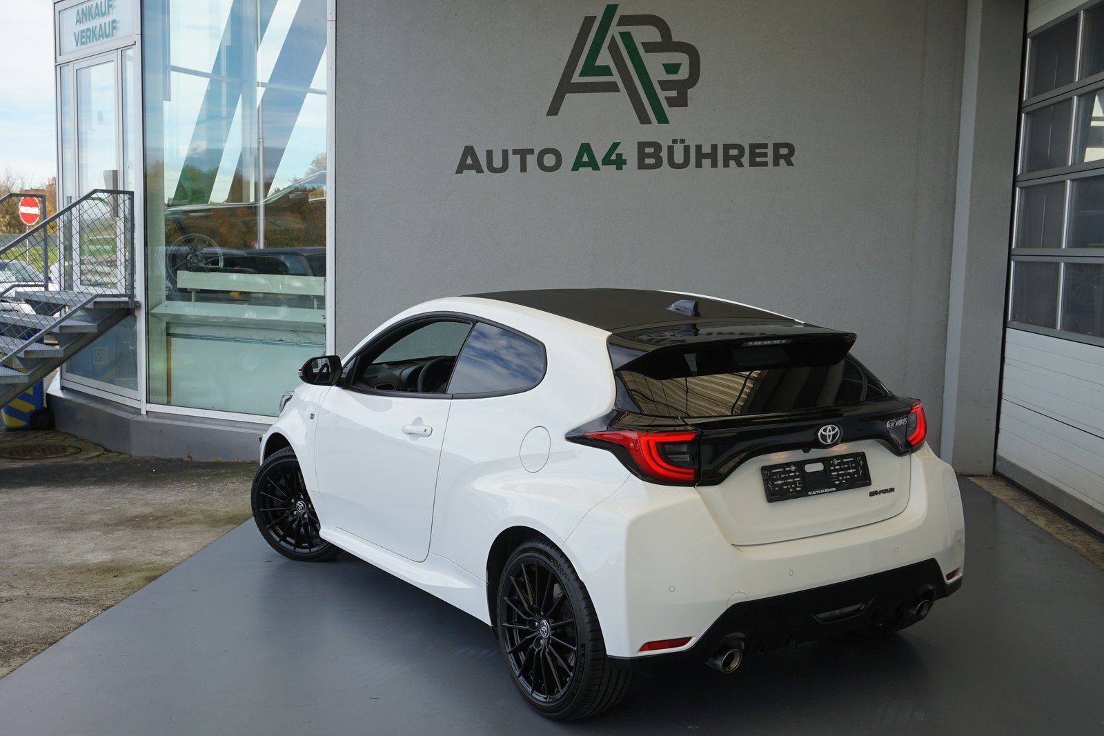 TOYOTA Yaris 1.6 Turbo 4x4 GR Sport Premium 261PS, Benzin, Occasion / Gebraucht, Handschaltung - 6