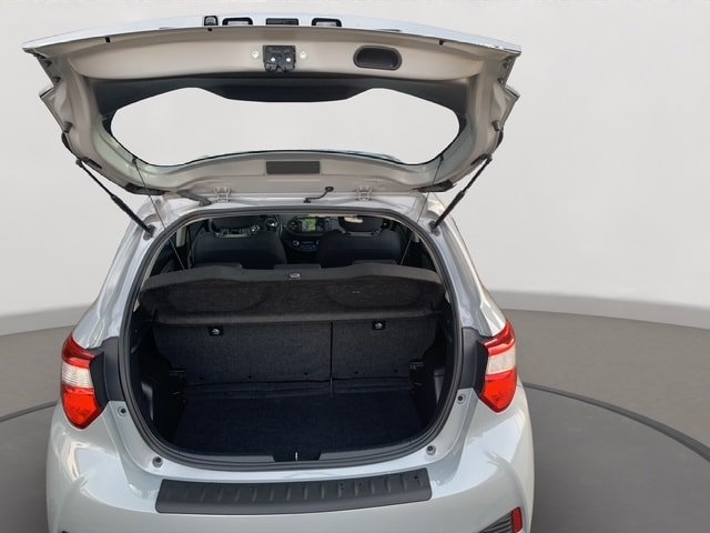 TOYOTA Yaris 1.5 VVT-i Hybrid Style e-CVT, Hybride Integrale Benzina/Elettrica, Occasioni / Usate, Automatico - 6