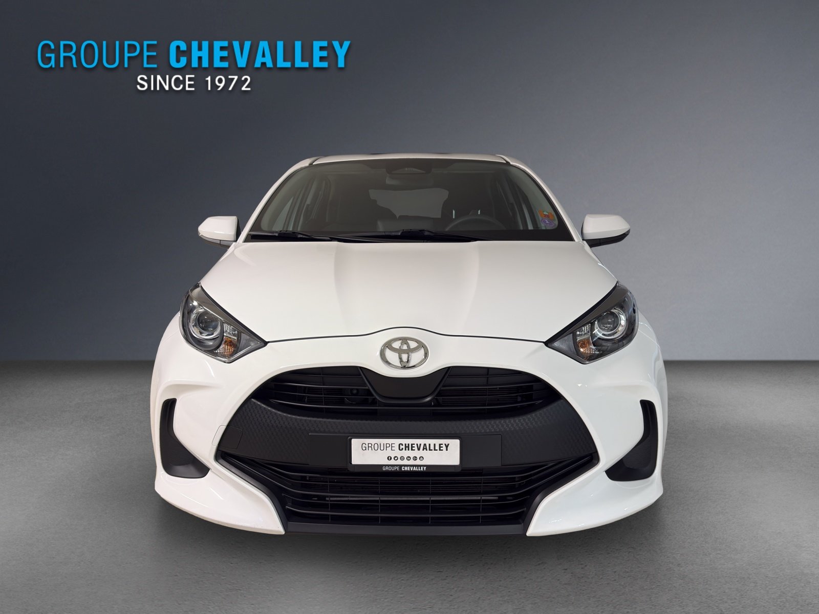 TOYOTA Yaris 1.5 Comfort e-CVT, Voll-Hybrid Benzin/Elektro, Occasion / Gebraucht, Automatik - 2