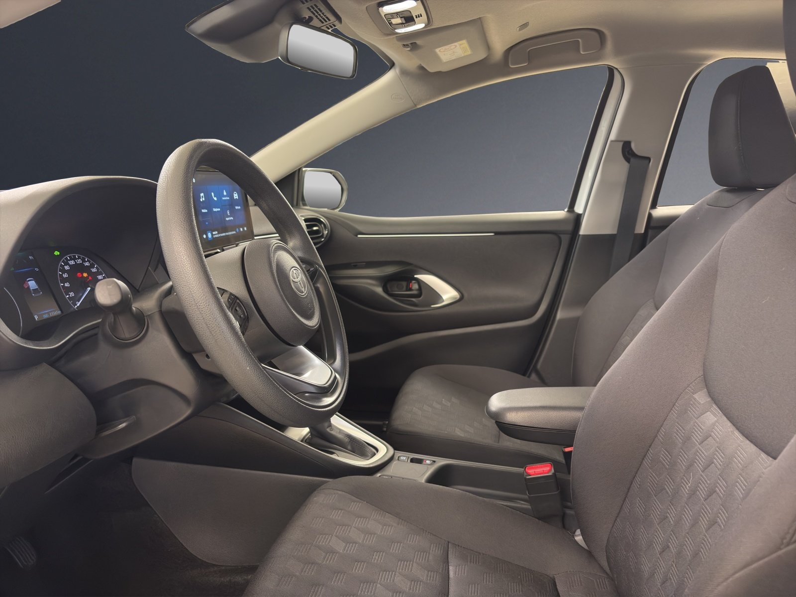 TOYOTA Yaris 1.5 Comfort e-CVT, Voll-Hybrid Benzin/Elektro, Occasion / Gebraucht, Automatik - 7