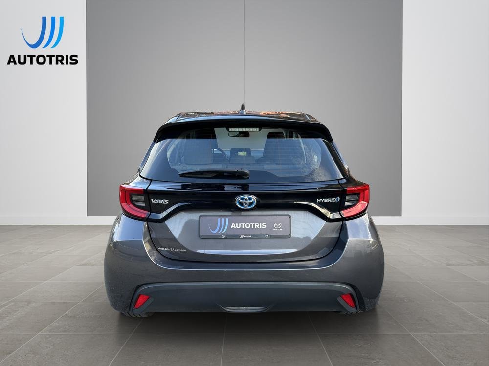 TOYOTA Yaris 1.5 Trend e-CVT, Hybride Intégral Essence/Électricité, Occasion / Utilisé, Automatique - 5