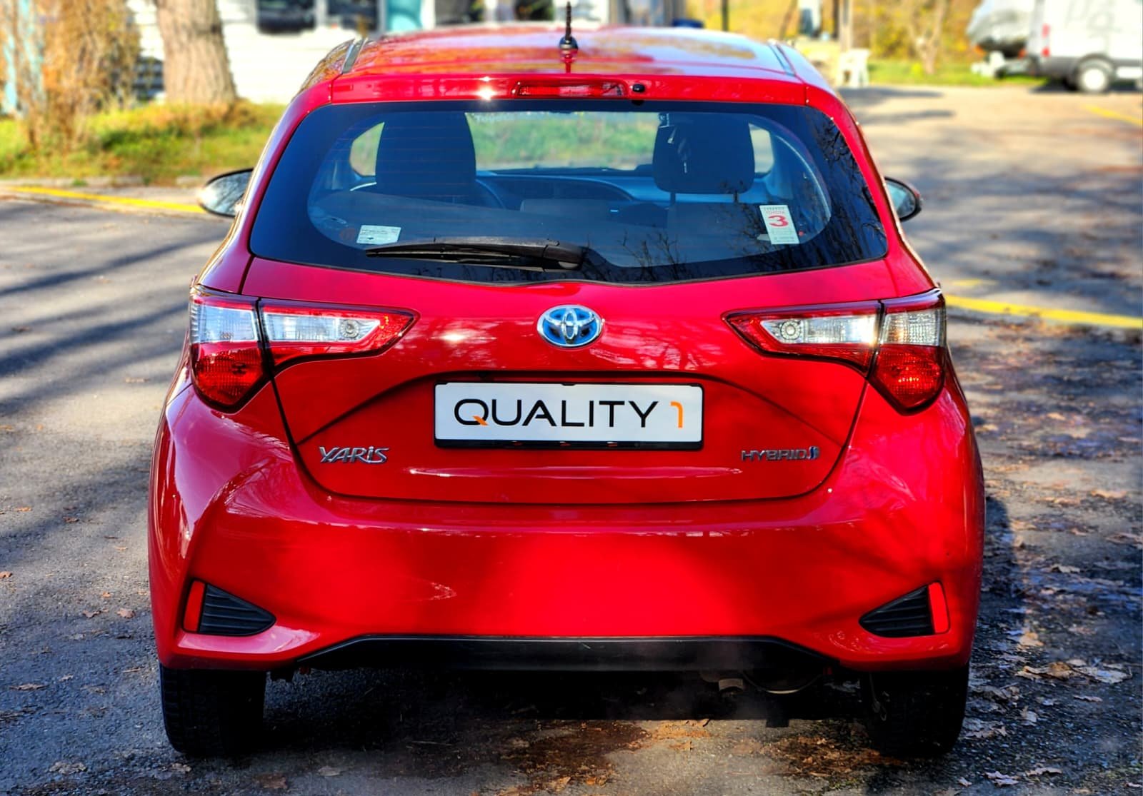 TOYOTA Yaris 1.5 VVT-i Hybrid Style e-CVT, Hybride Intégral Essence/Électricité, Occasion / Utilisé, Automatique - 5