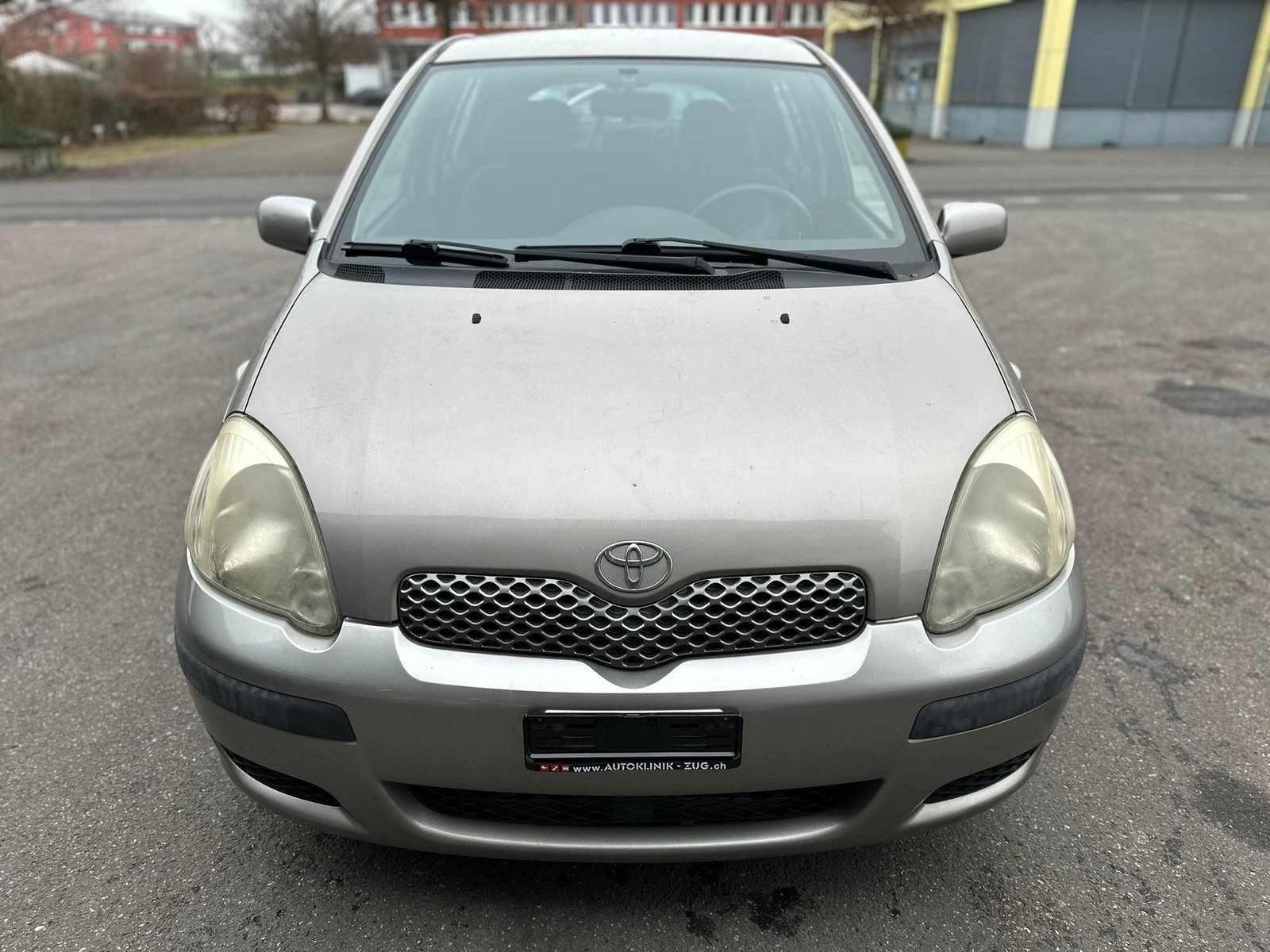 TOYOTA Yaris 1.3 Linea Luna, Essence, Occasion / Utilisé, Manuelle - 3