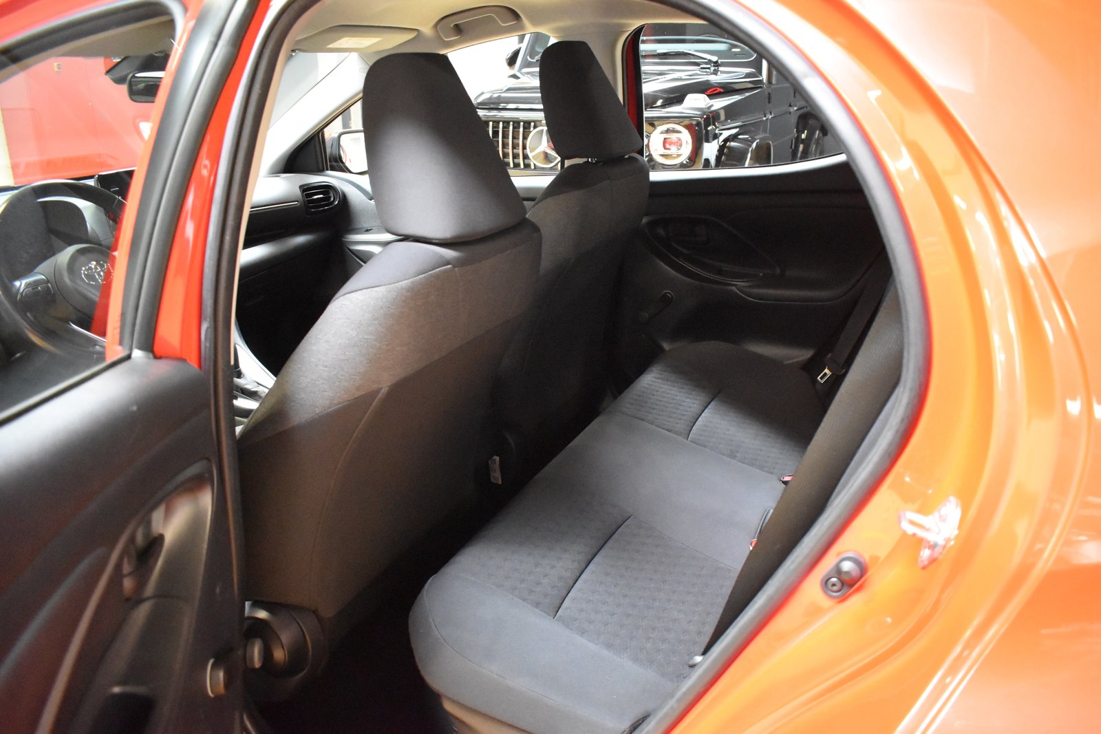 TOYOTA Yaris 1.5 Comfort e-CVT - New Model 2021, Hybride Integrale Benzina/Elettrica, Occasioni / Usate, Automatico - 6