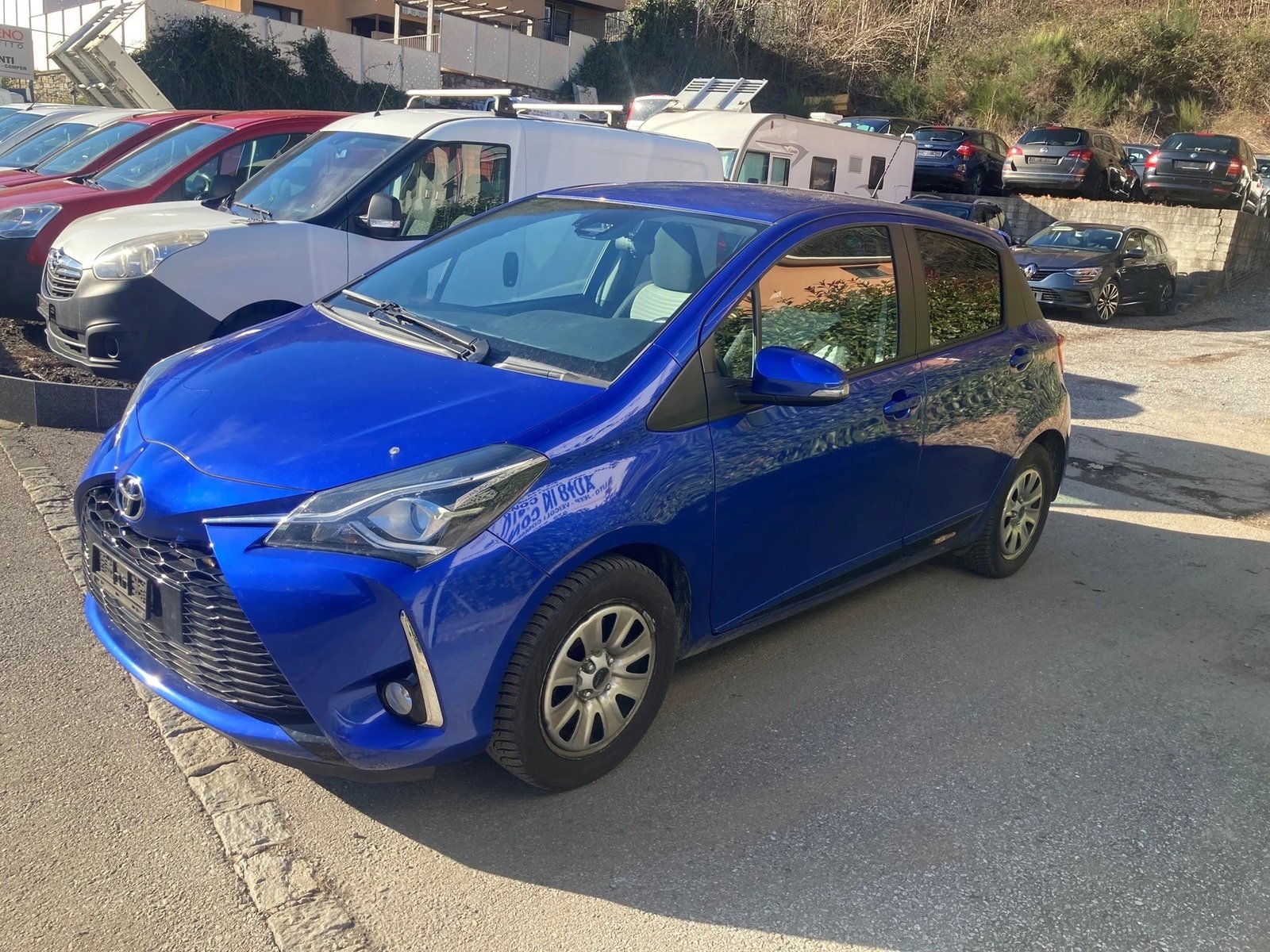 TOYOTA Yaris 1.5 Comfort, Benzin, Occasion / Gebraucht, Handschaltung - 5