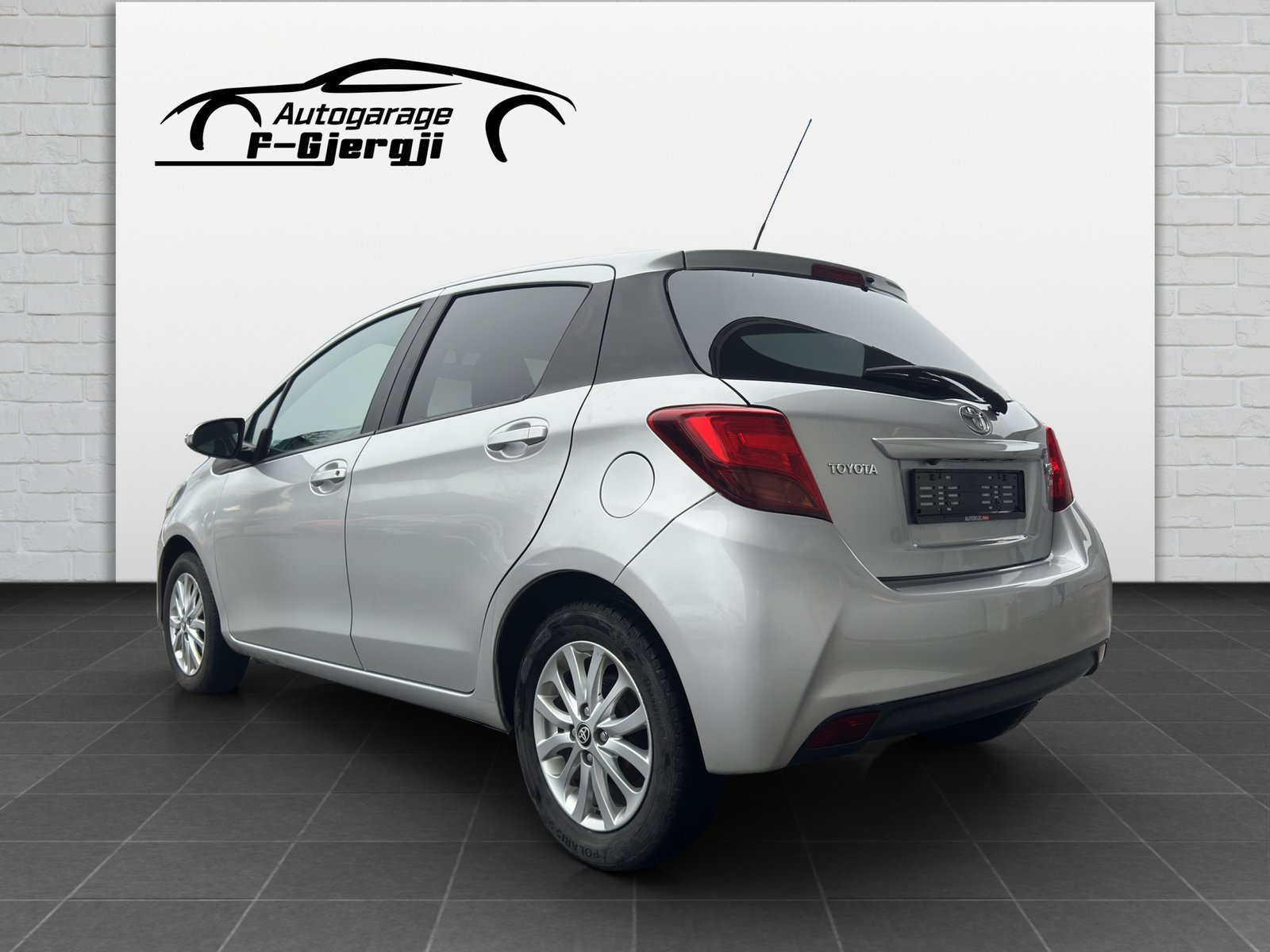 TOYOTA Yaris 1.33 Luna, Petrol, Second hand / Used, Manual - 4