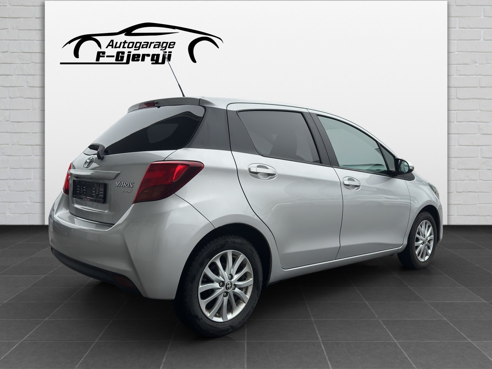 TOYOTA Yaris 1.33 Luna, Petrol, Second hand / Used, Manual - 6