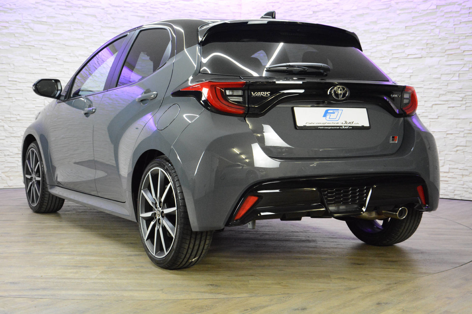 TOYOTA Yaris 1.5 VVT-i HSD GR Sport, Voll-Hybrid Benzin/Elektro, Occasion / Gebraucht, Automatik - 7