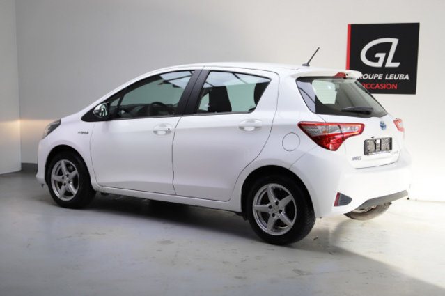 TOYOTA Yaris 1.5 Comfort e-CVT, Hybride Integrale Benzina/Elettrica, Occasioni / Usate, Automatico - 3