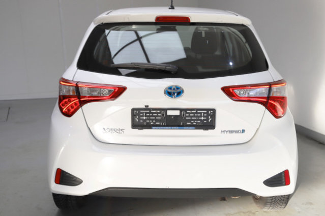 TOYOTA Yaris 1.5 Comfort e-CVT, Hybride Integrale Benzina/Elettrica, Occasioni / Usate, Automatico - 6