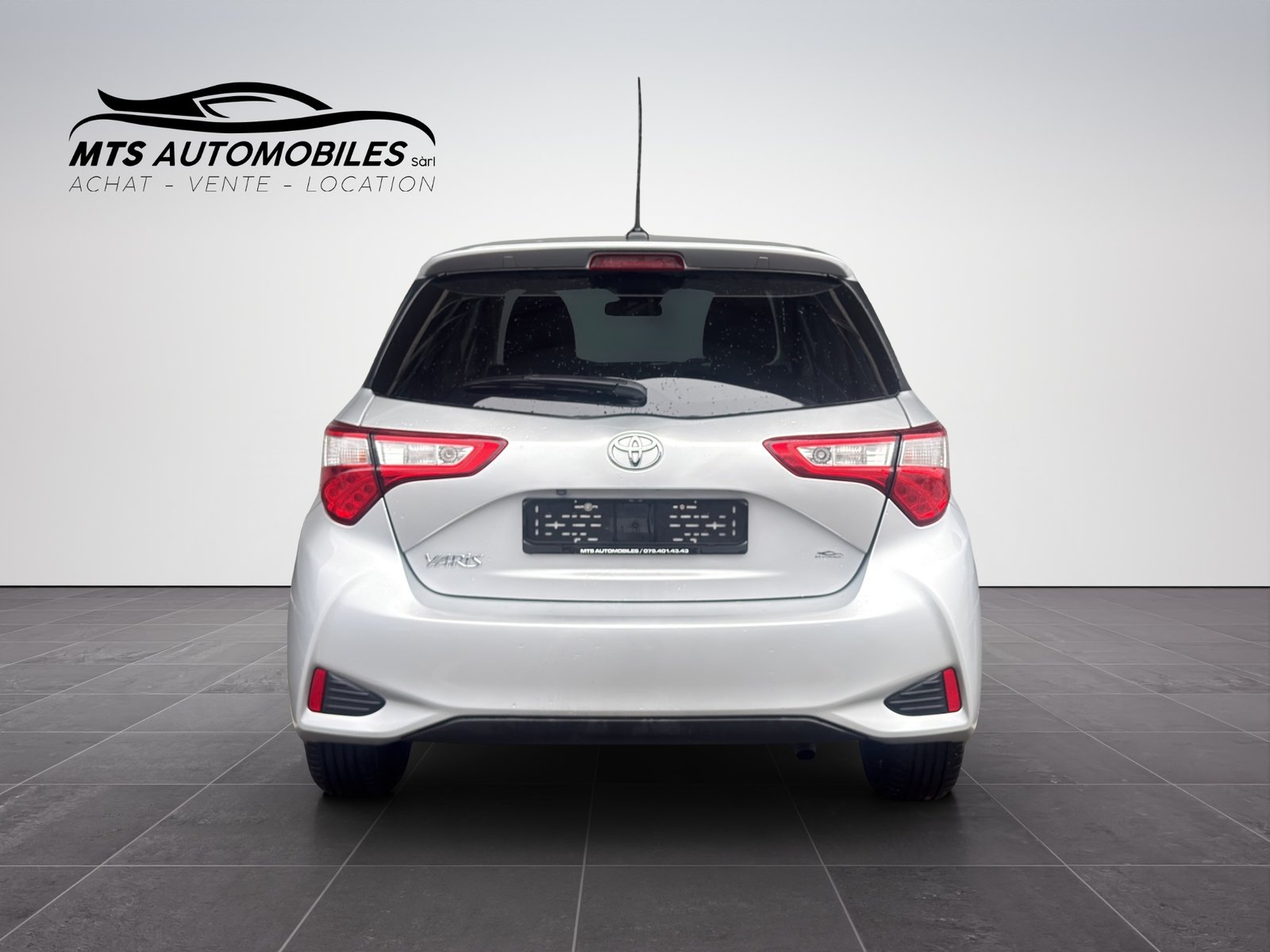 TOYOTA Yaris 1.5, Petrol, Second hand / Used, Manual - 5