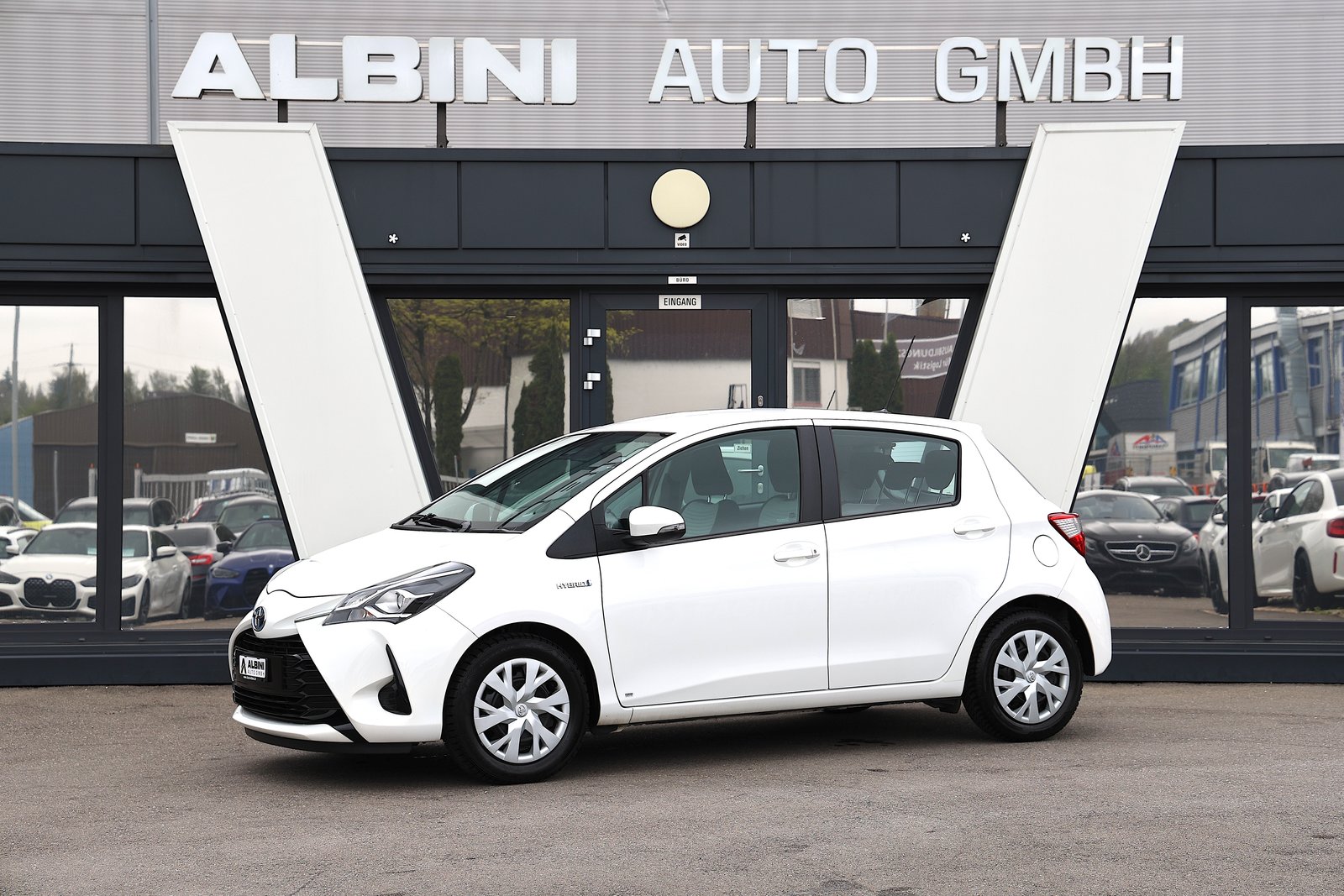 TOYOTA Yaris 1.5 VVT-i Hybrid Comfort e-CVT