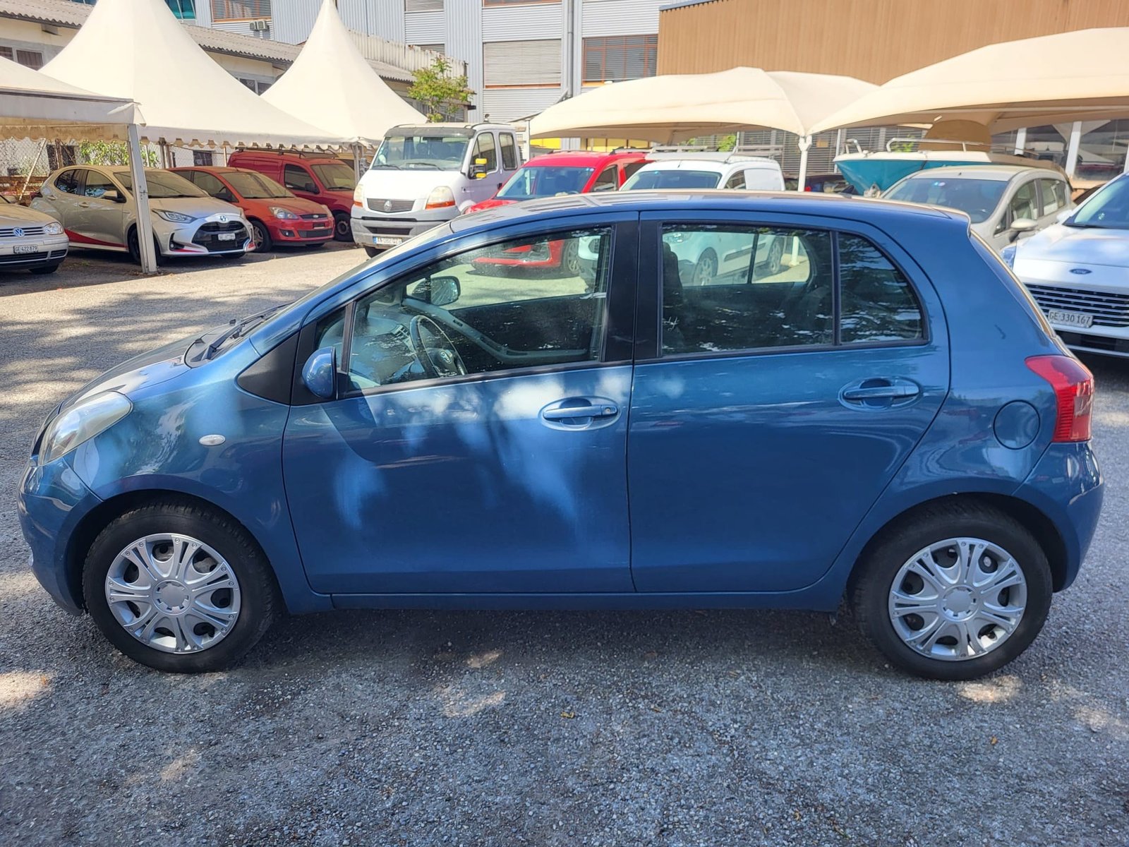 TOYOTA Yaris 1.3 Linea Luna, Benzin, Occasion / Gebraucht, Automatik - 4