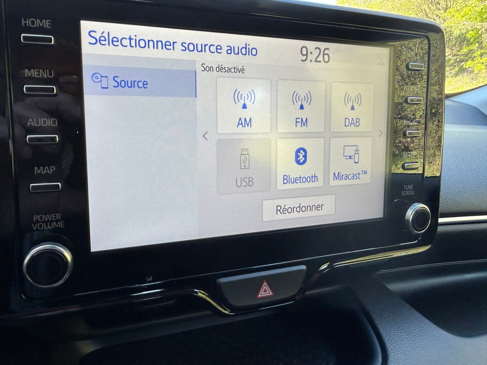 TOYOTA Yaris 1.5 Trend e-CVT, Full-Hybrid Petrol/Electric, Second hand / Used, Automatic - 7