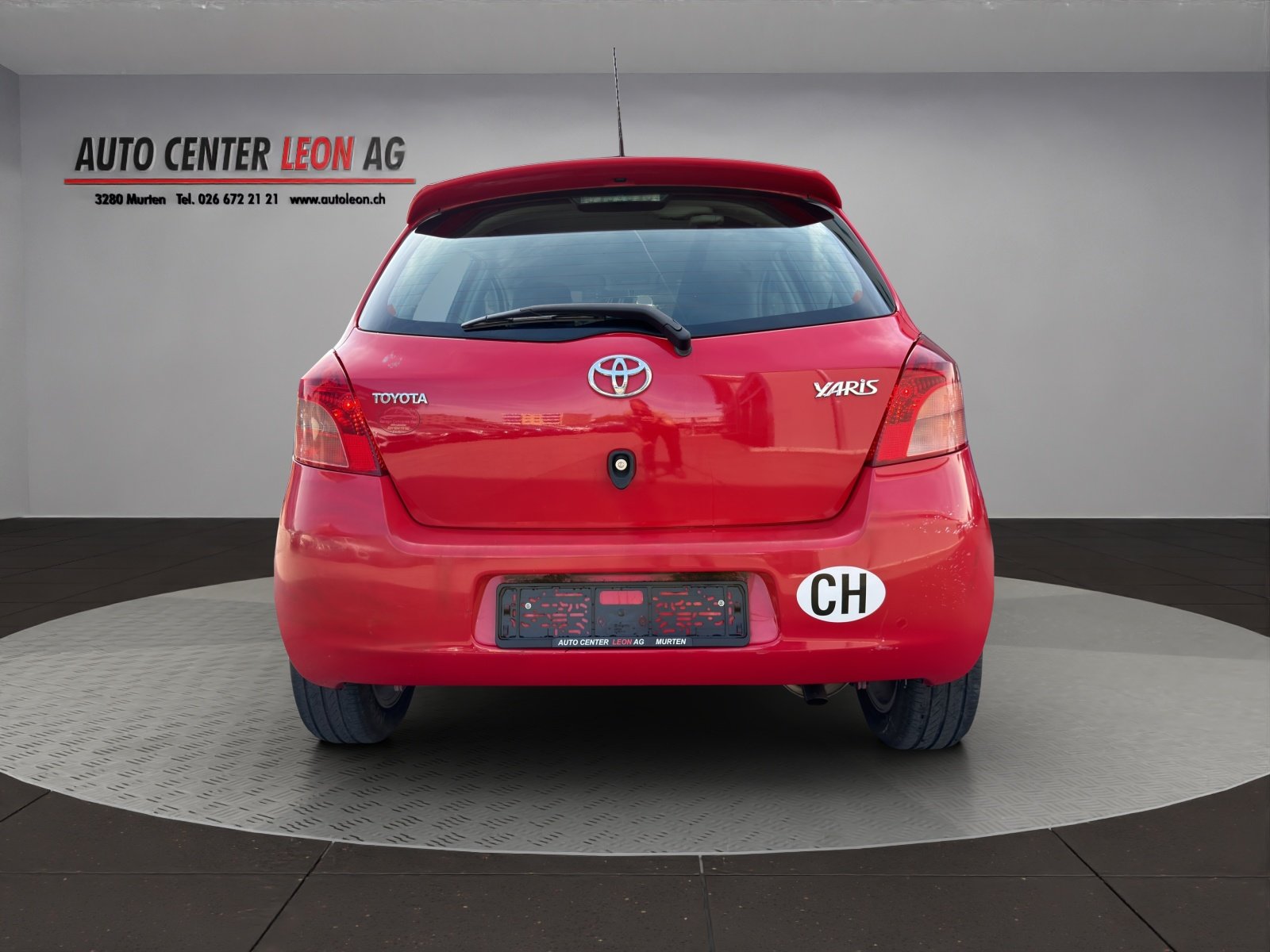 TOYOTA Yaris 1.3 Chic Multimode, Petrol, Second hand / Used, Automatic - 5