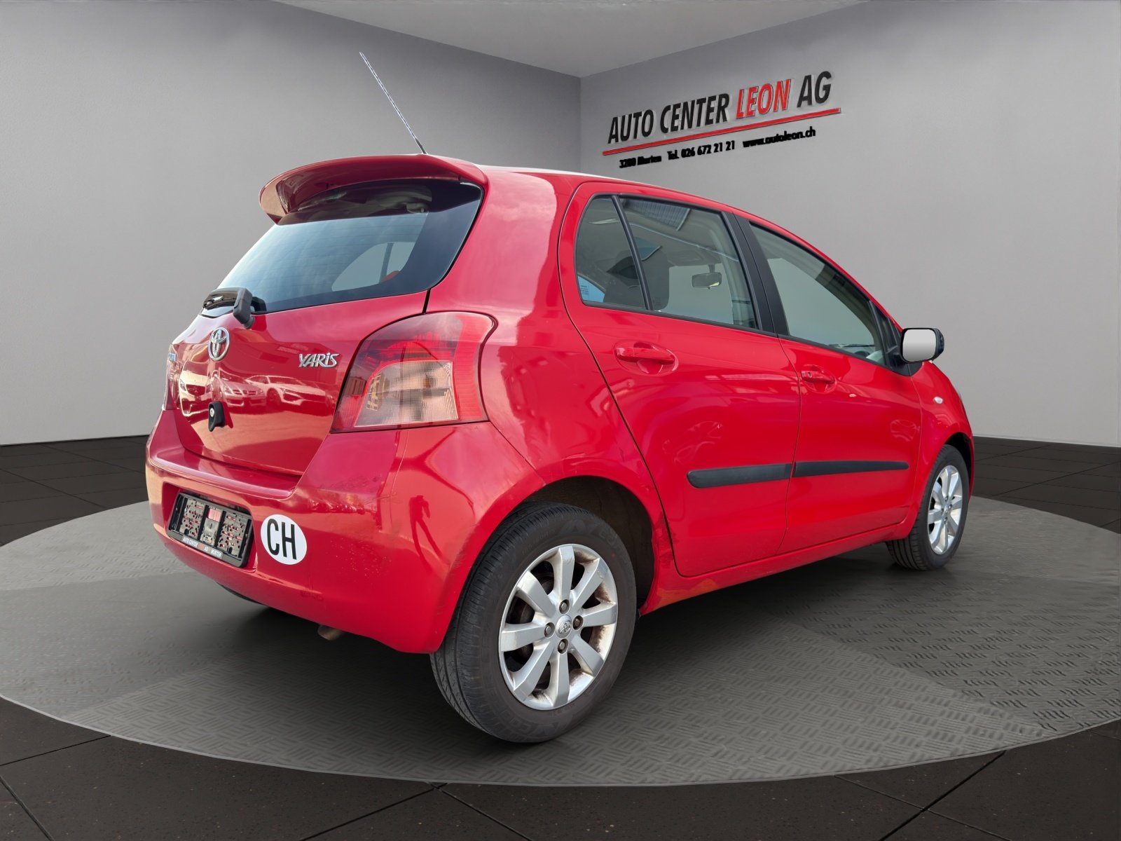 TOYOTA Yaris 1.3 Chic Multimode, Petrol, Second hand / Used, Automatic - 6
