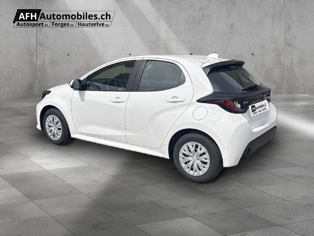TOYOTA Yaris 1.5 VVT-i HSD Comfort, Full-Hybrid Petrol/Electric, Second hand / Used, Automatic - 3