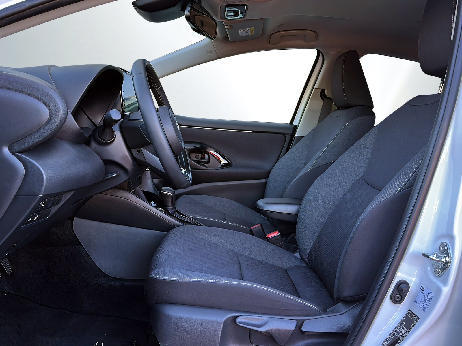 TOYOTA Yaris 1.5 Trend e-CVT, Hybride Integrale Benzina/Elettrica, Occasioni / Usate, Automatico - 4
