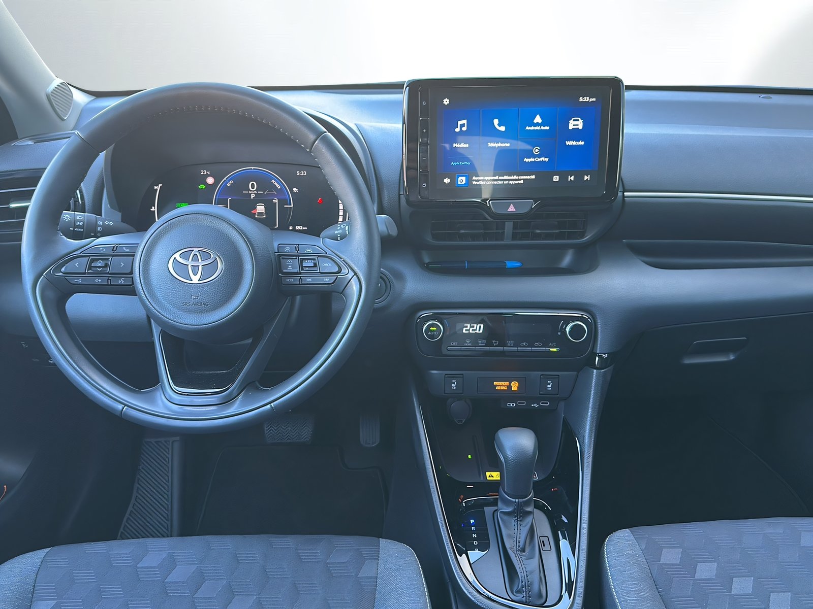 TOYOTA Yaris 1.5 Trend e-CVT, Hybride Integrale Benzina/Elettrica, Occasioni / Usate, Automatico - 6