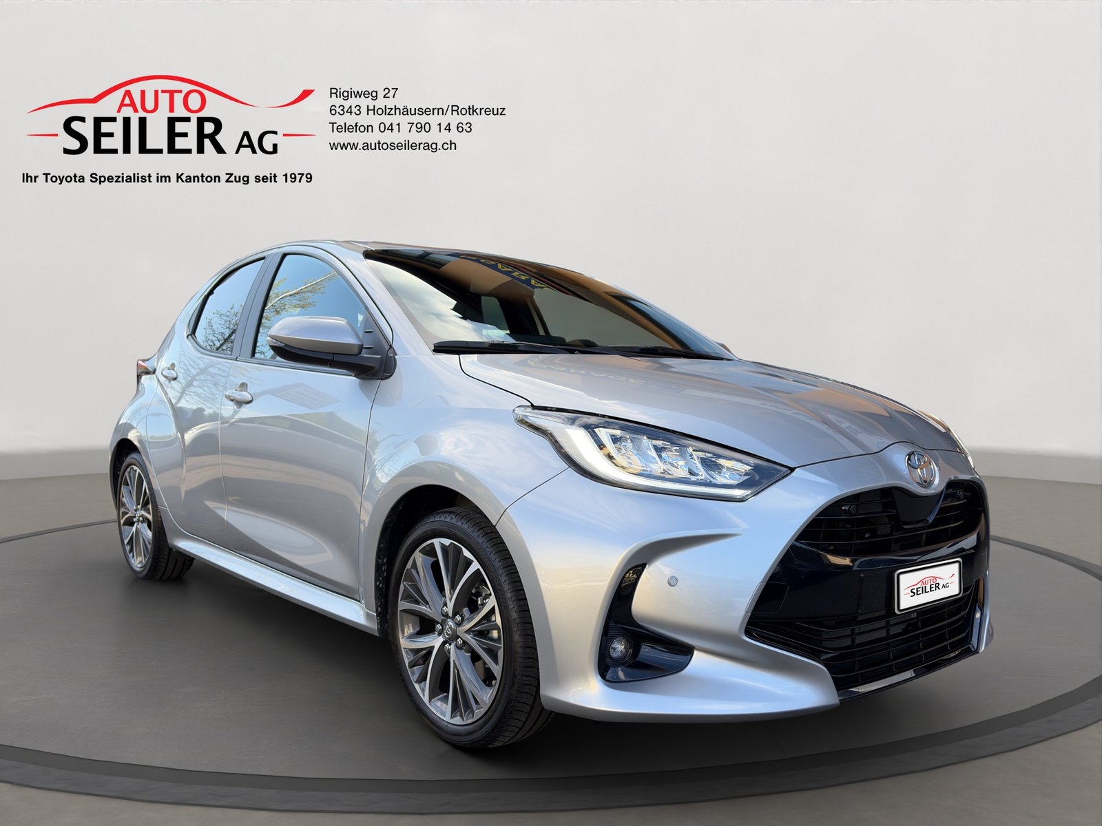 TOYOTA Yaris 1.5 Premiere Edition e-CVT, Full-Hybrid Petrol/Electric, Second hand / Used, Automatic - 2