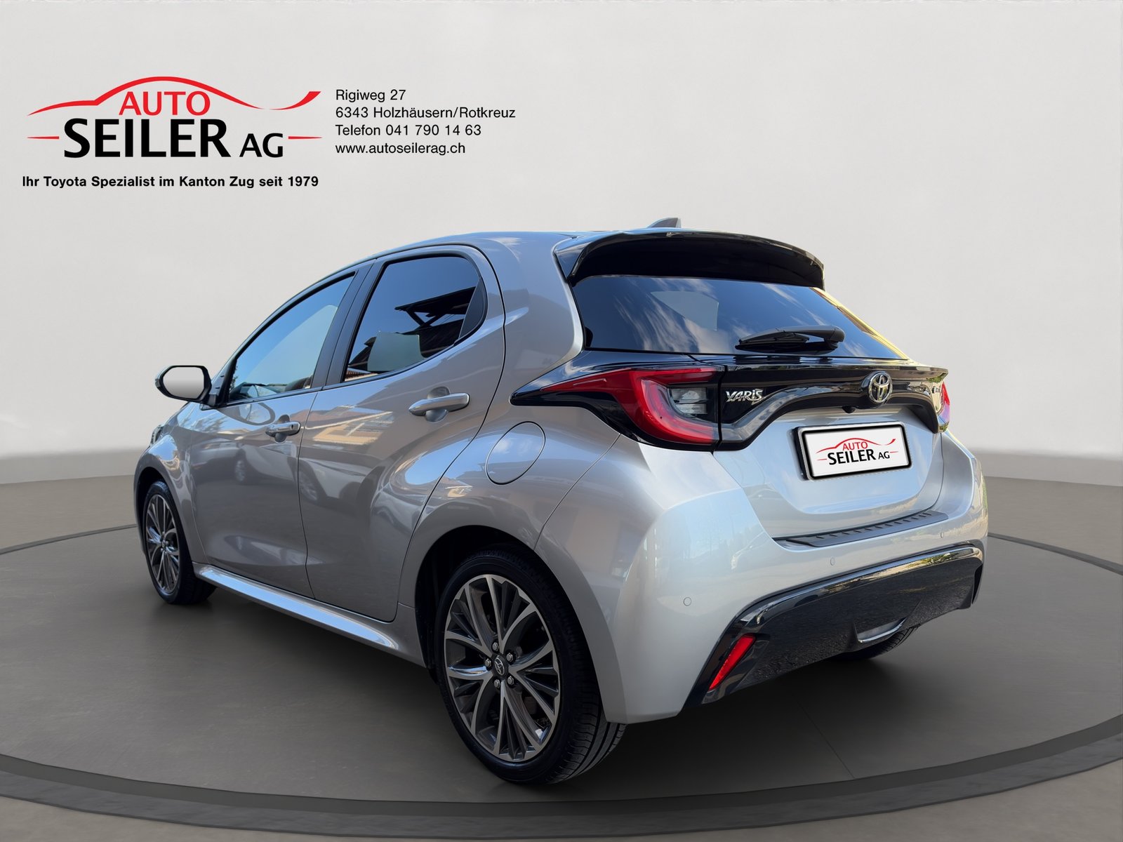 TOYOTA Yaris 1.5 Premiere Edition e-CVT, Full-Hybrid Petrol/Electric, Second hand / Used, Automatic - 3