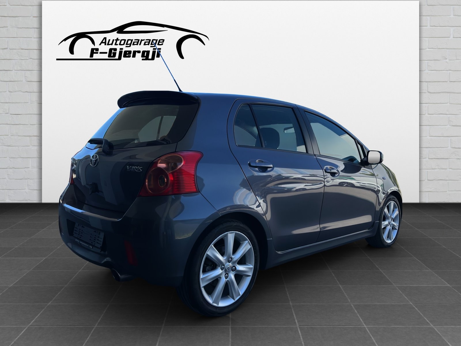 TOYOTA Yaris 1.8 TS, Essence, Occasion / Utilisé, Manuelle - 7