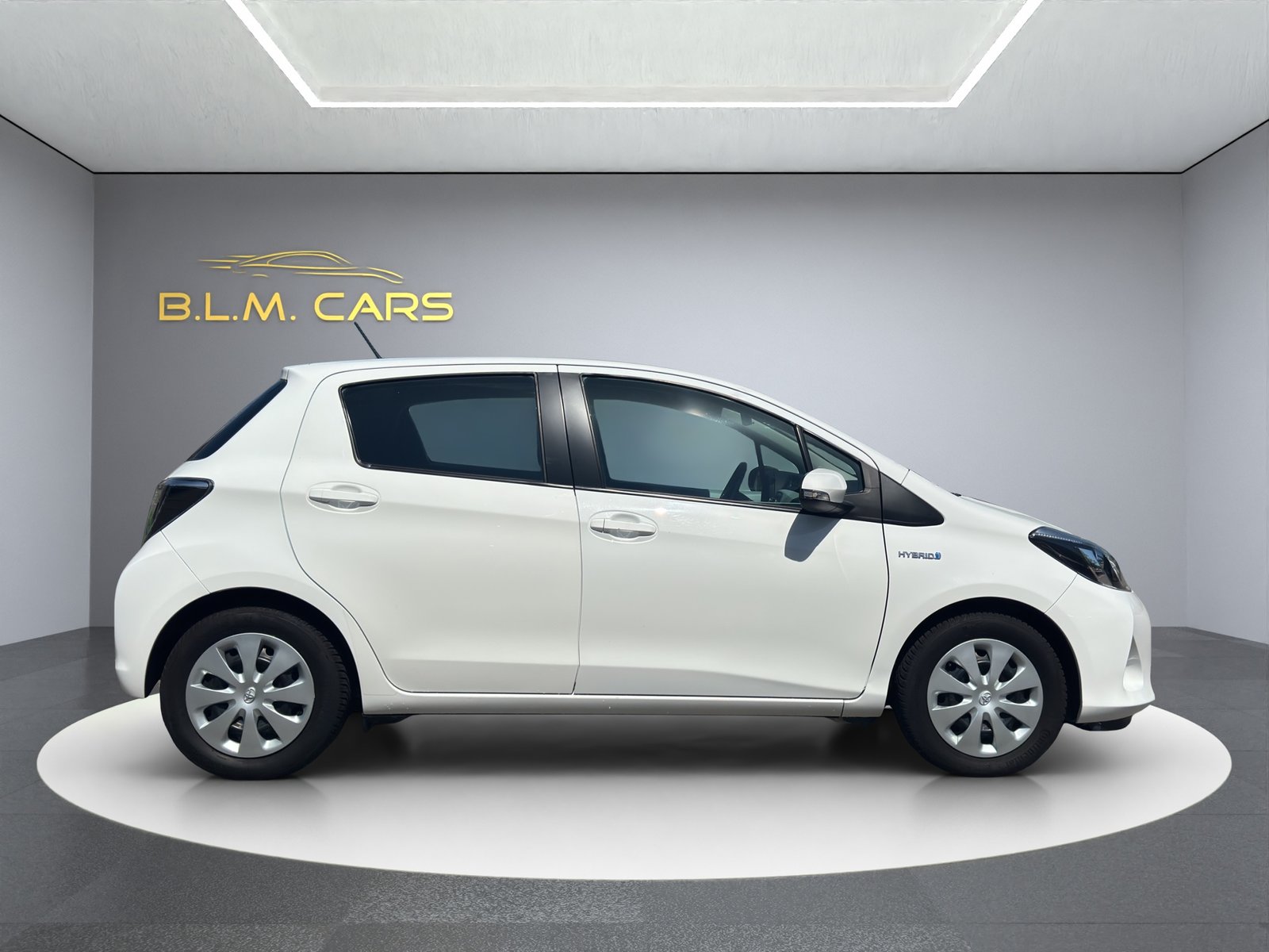 TOYOTA Yaris 1.5 VVT-i Hybrid Luna CVT, Voll-Hybrid Benzin/Elektro, Occasion / Gebraucht, Automatik - 4