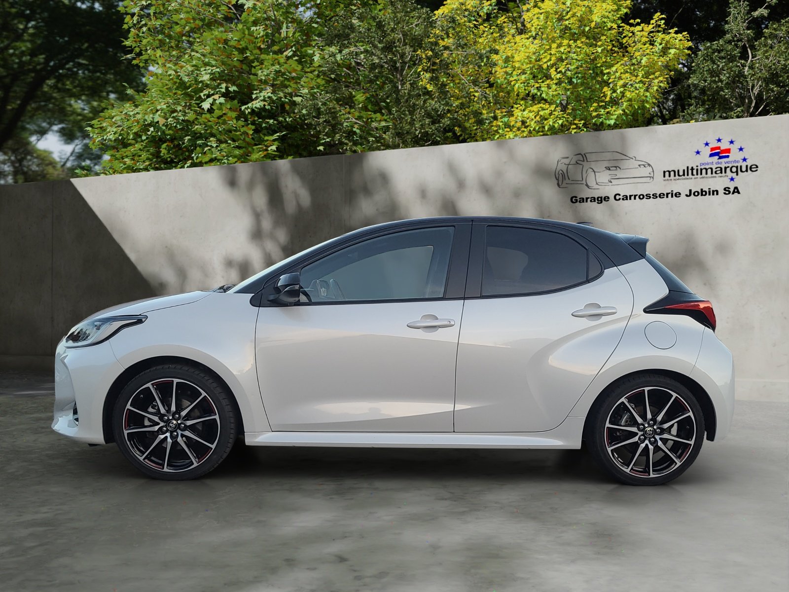 TOYOTA Yaris 1.5 GR Sport e-CVT, Hybride Intégral Essence/Électricité, Occasion / Utilisé, Automatique - 4