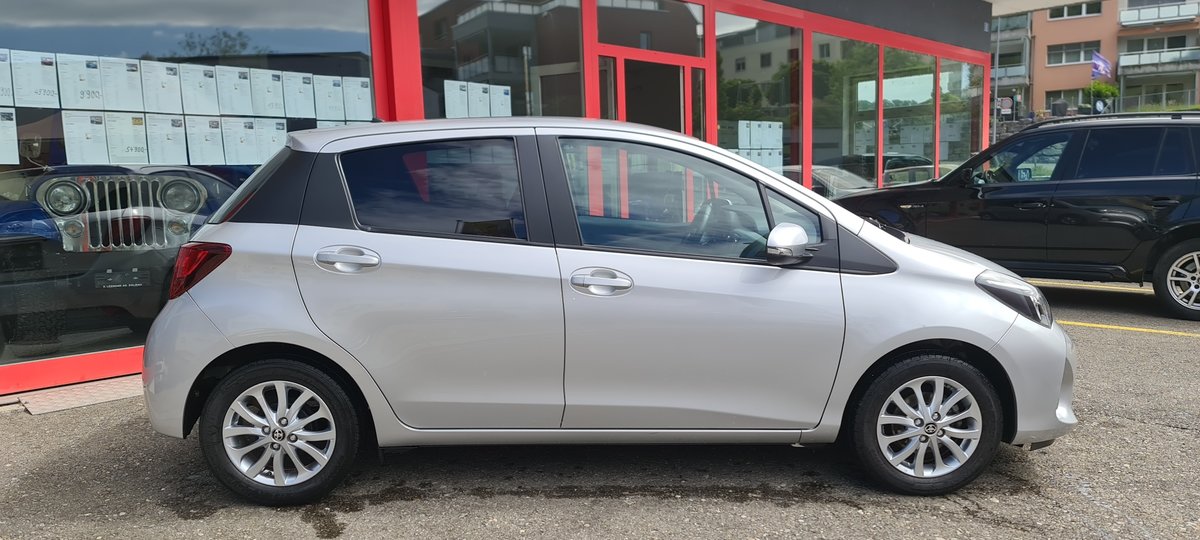 TOYOTA Yaris 1.33 Sol Premium Multidrive S, Benzin, Occasion / Gebraucht, Automatik - 2