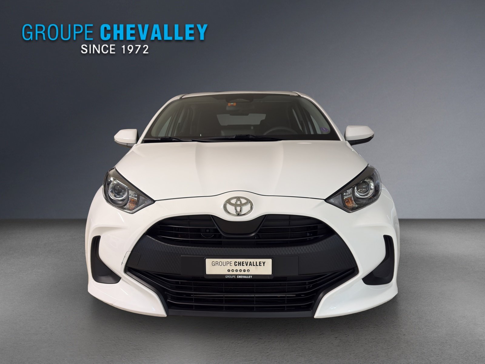 TOYOTA Yaris 1.5 Comfort e-CVT, Voll-Hybrid Benzin/Elektro, Occasion / Gebraucht, Automatik - 2
