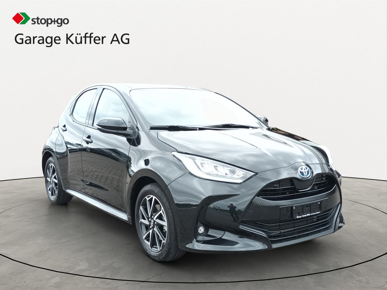 TOYOTA Yaris 1.5 Team Deutschland e-CVT, Hybride Integrale Benzina/Elettrica, Occasioni / Usate, Automatico - 3