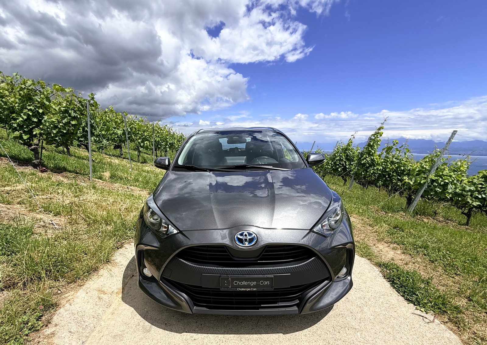 TOYOTA Yaris 1.5 Comfort e-CVT, Voll-Hybrid Benzin/Elektro, Occasion / Gebraucht, Automatik - 3
