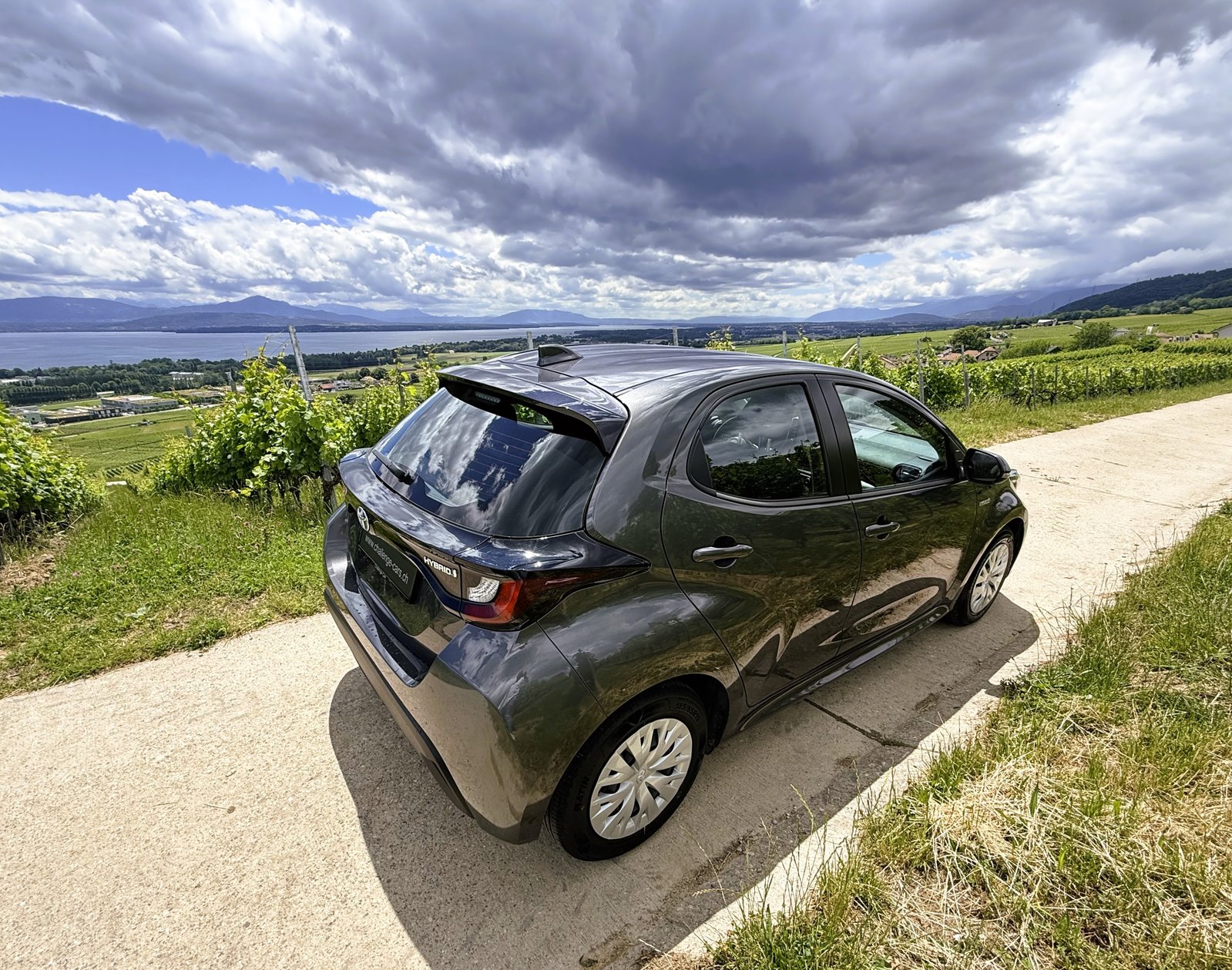TOYOTA Yaris 1.5 Comfort e-CVT, Voll-Hybrid Benzin/Elektro, Occasion / Gebraucht, Automatik - 7