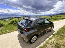 TOYOTA Yaris 1.5 Comfort e-CVT, Full-Hybrid Petrol/Electric, Second hand / Used, Automatic - 7