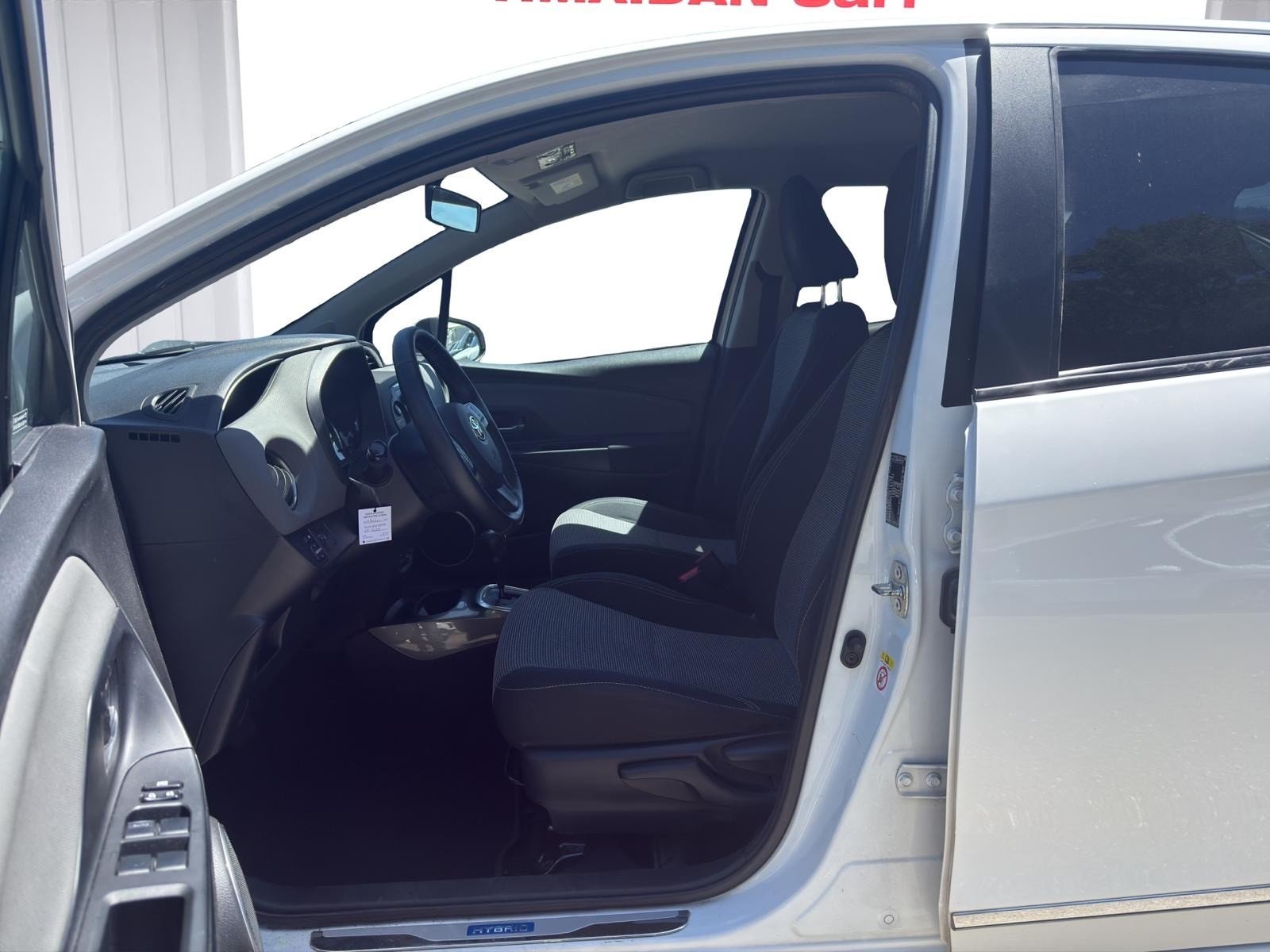 TOYOTA Yaris 1.5 VVT-i Hybrid Luna e-CVT, Hybride Integrale Benzina/Elettrica, Occasioni / Usate, Automatico - 7