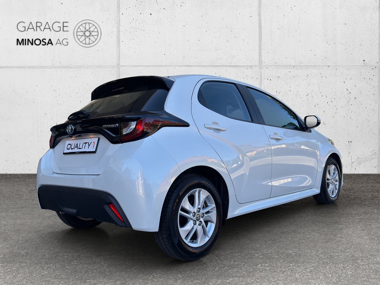 TOYOTA Yaris 1.5 Comfort e-CVT, Hybride Intégral Essence/Électricité, Occasion / Utilisé, Automatique - 5